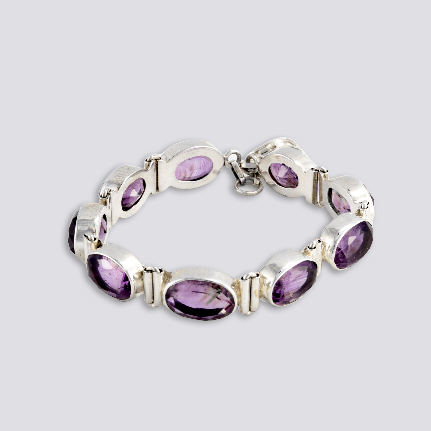Sterling silver bracelet with amethyst stone
