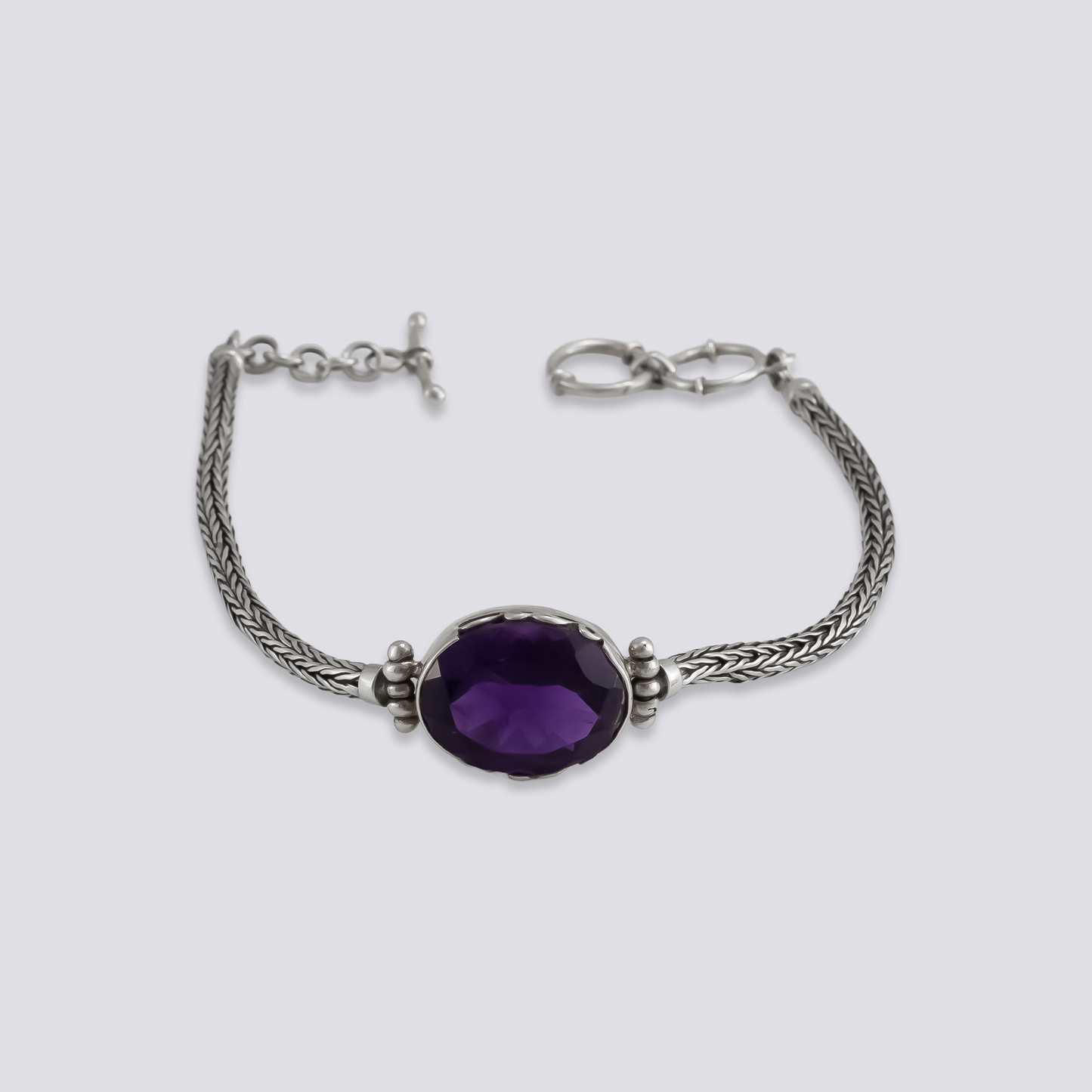 Sterling silver bracelet with amethyst stone
