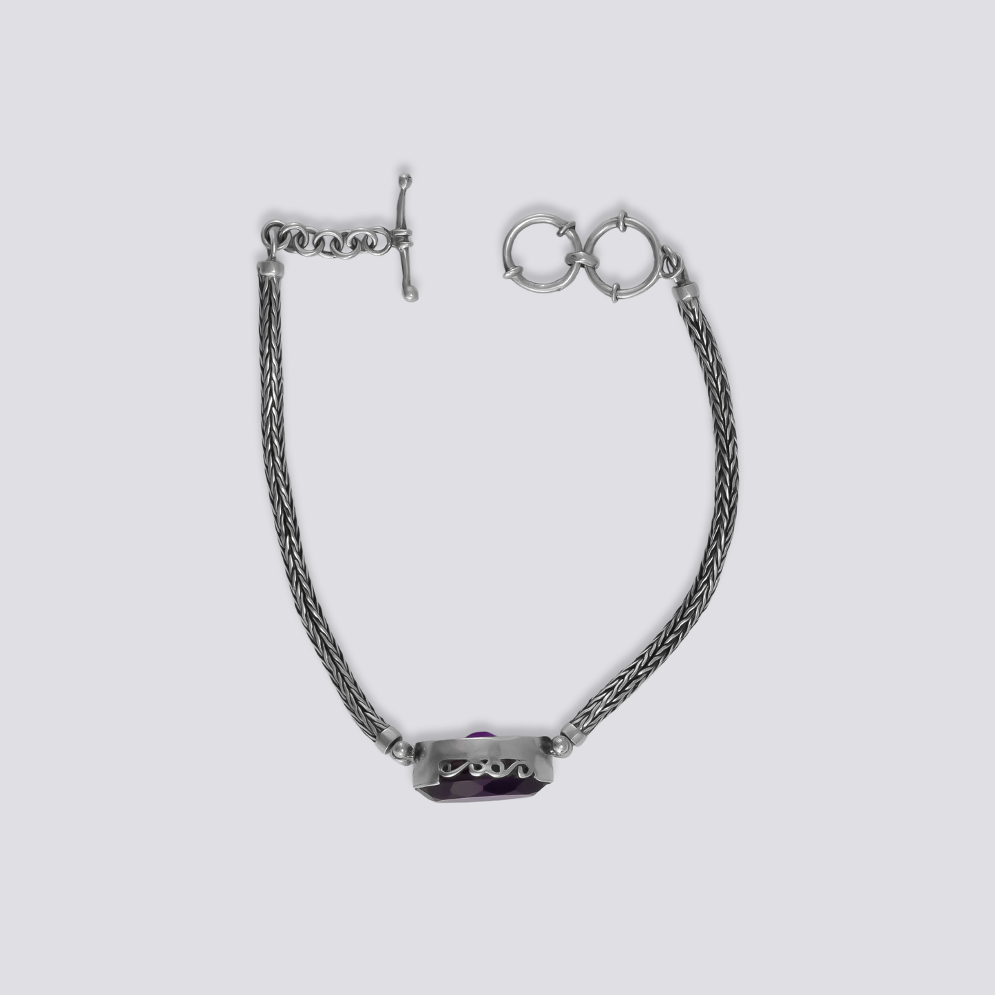 Sterling silver bracelet with amethyst stone
