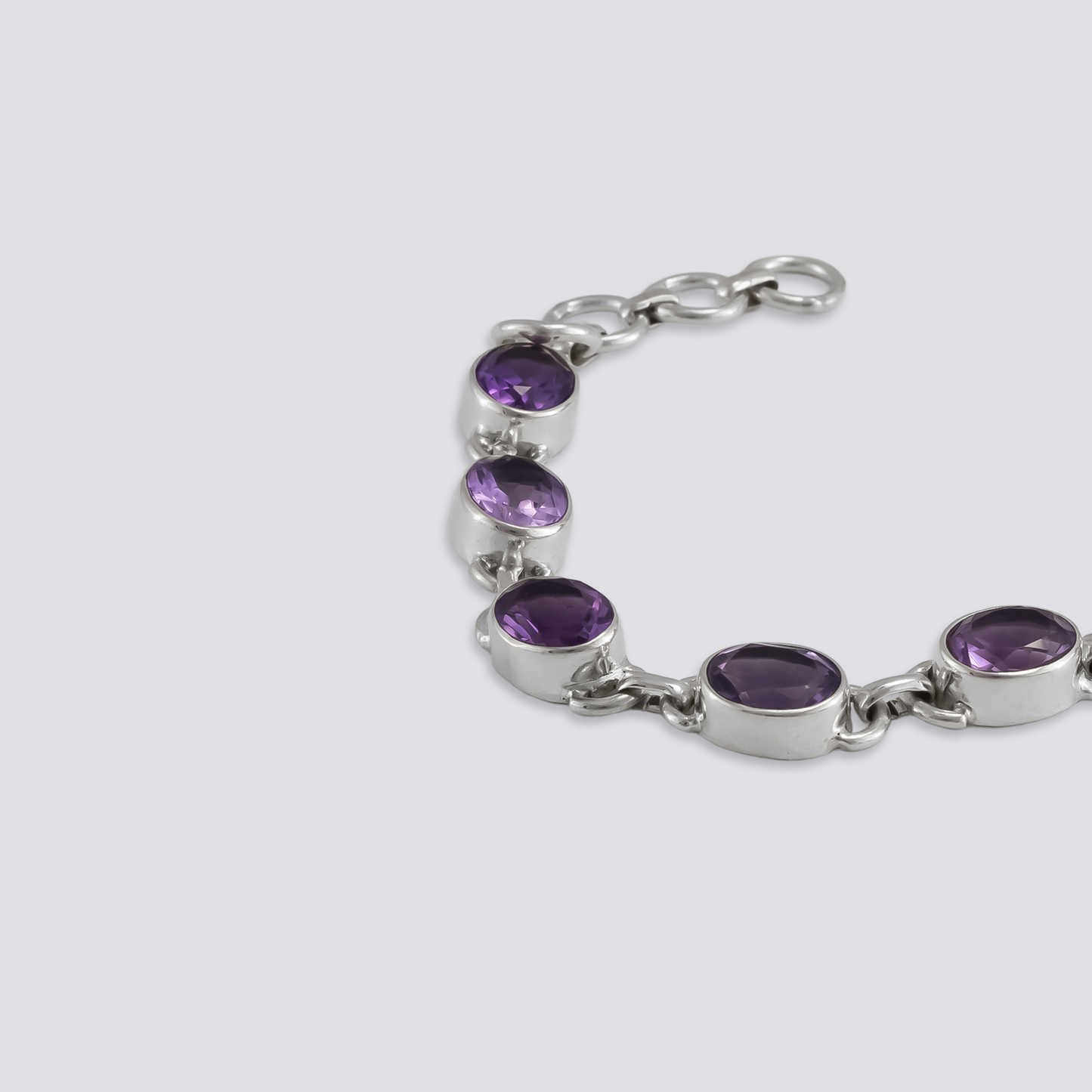 Sterling silver bracelet with amethyst stone