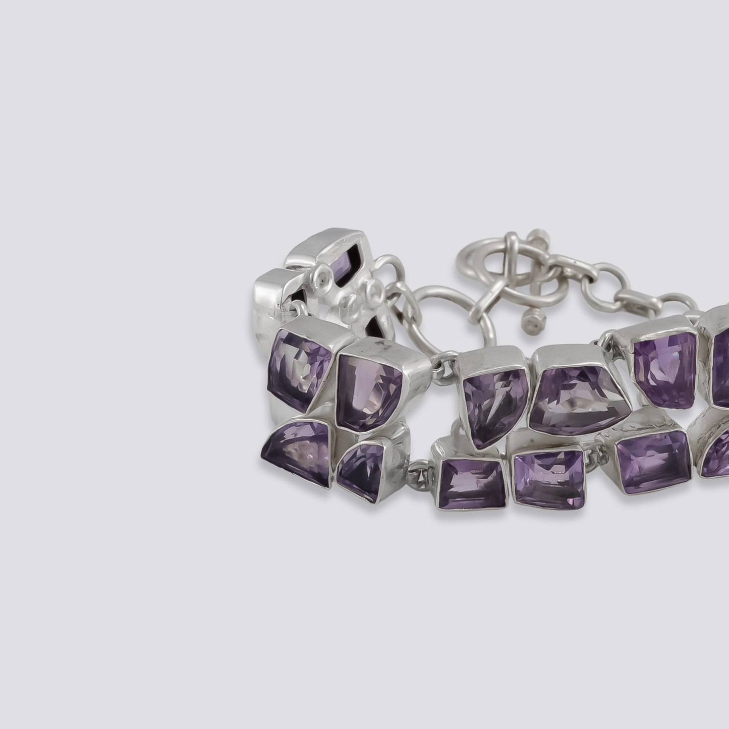 Sterling silver bracelet with amethyst stone