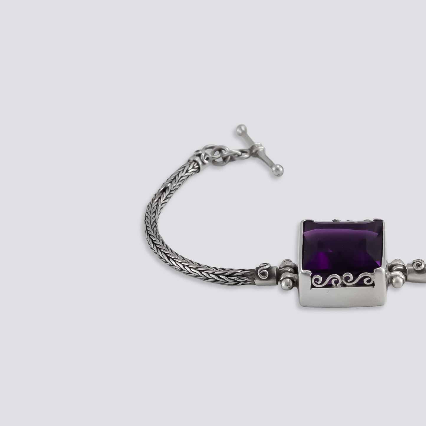 Sterling silver bracelet with amethyst stone