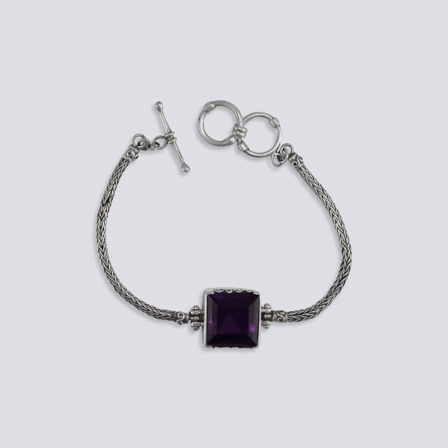 Sterling silver bracelet with amethyst stone