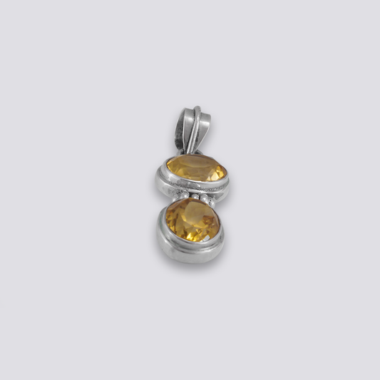 Sterling silver pendant with citrine stone