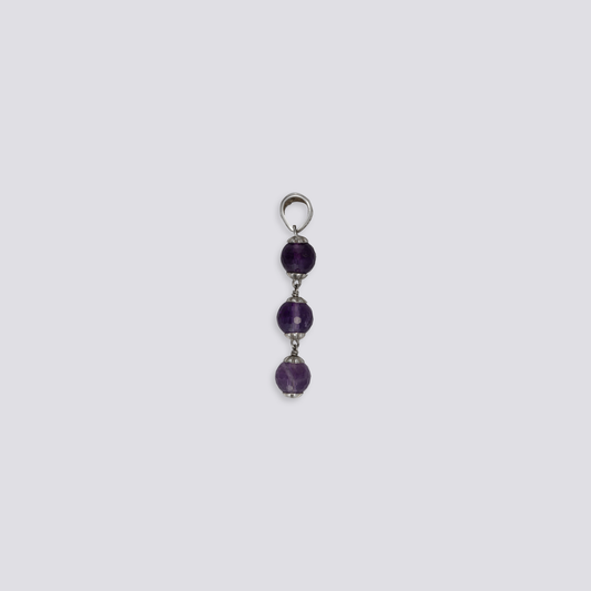 Sterling silver pendant with amethyst