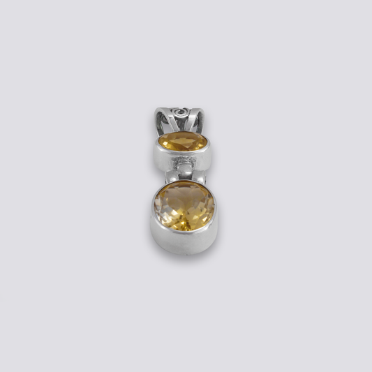 Sterling silver pendant with citrine stone