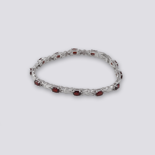 Sterling silver bracelet with red garnet