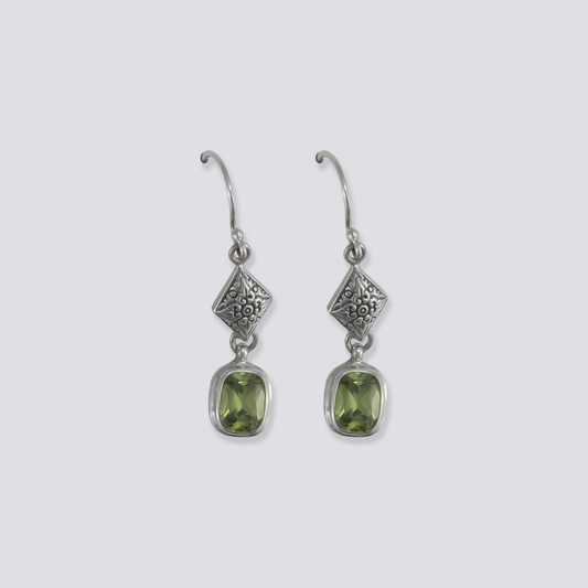 Sterling silver earrings with peridot stone