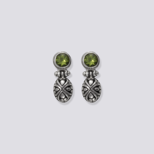 Sterling silver earrings with peridot stone