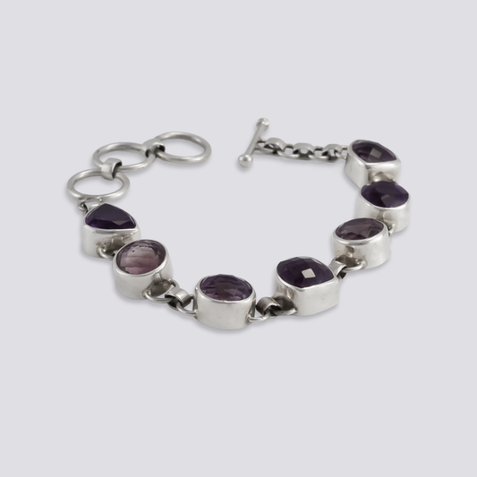 Sterling silver bracelet with amethyst stone