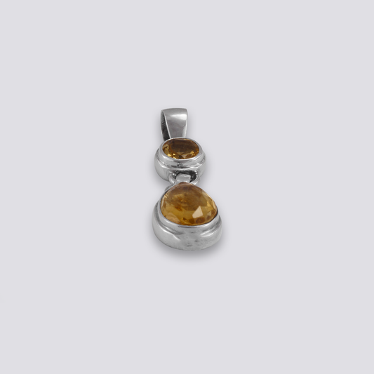 Sterling silver pendant with citrine stone