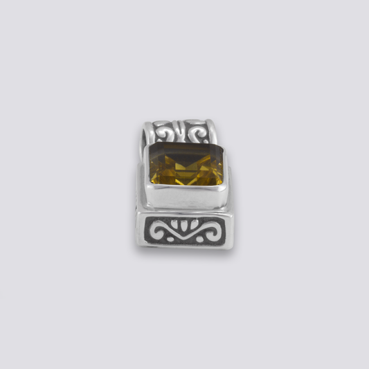 Sterling silver pendant with citrine stone