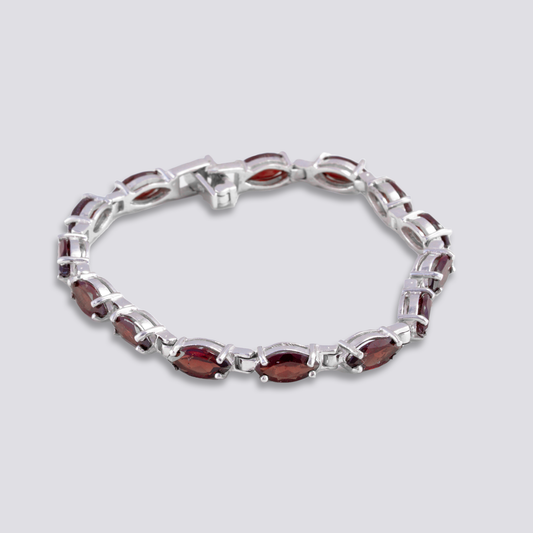 Sterling silver bracelet with red garnet
