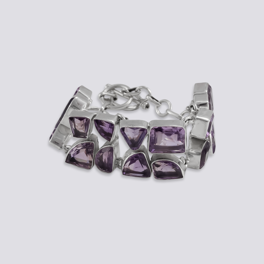 Sterling silver bracelet with amethyst stone