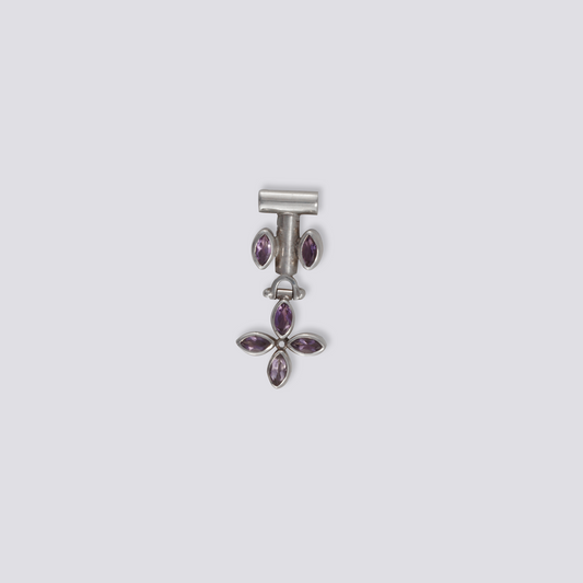 Sterling silver pendant with amethyst