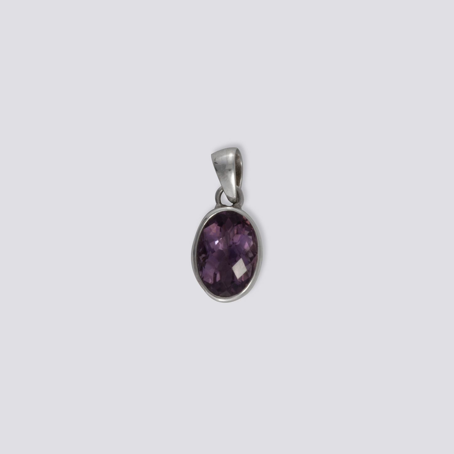 Sterling silver pendant with amethyst