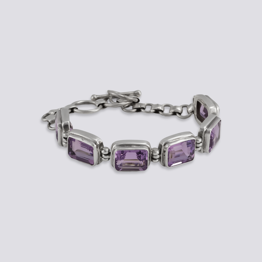 Sterling silver bracelet with amethyst stone