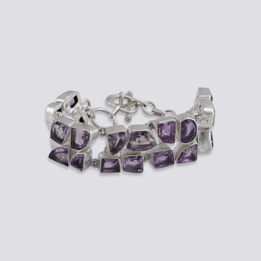 Sterling silver bracelet with amethyst stone