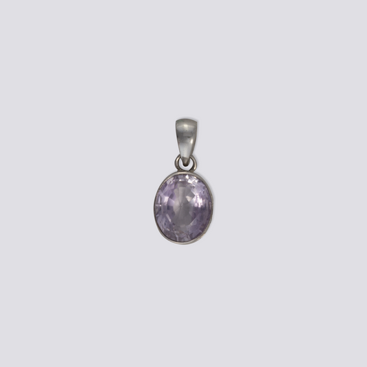 Sterling silver pendant with amethyst