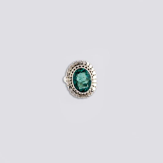 Sterling sliver ring with green quartz