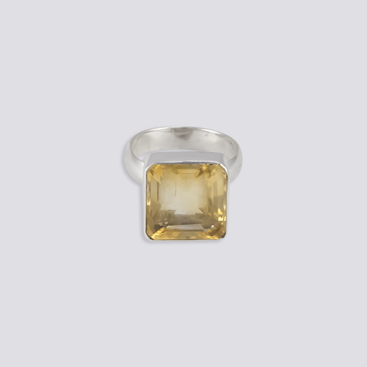 Sterling silver ring with citrine stone